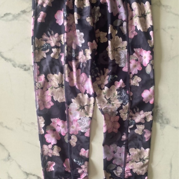 2 piece Yoga Set Jacket & Leggings Floral Print Size Small - Picture 7 of 7